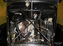 ретро автомобиль Mercedes-Benz 170S
