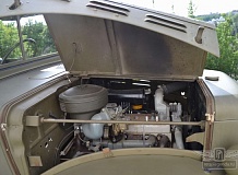 ретро автомобиль Dodge WC56