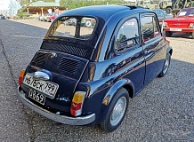 ретро автомобиль FIAT 500